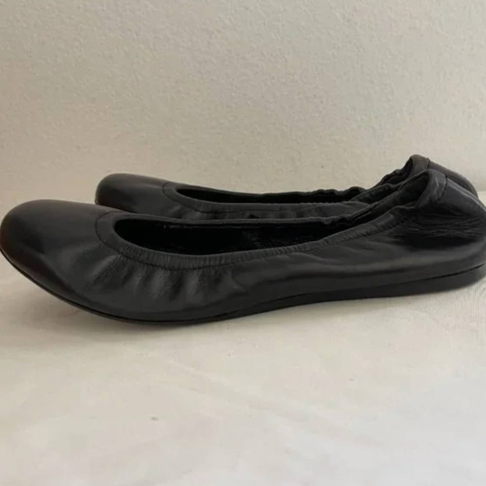 Vera Wang Collection leather Ballet Flats ballerina New